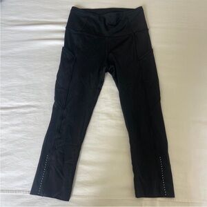 Lululemon crop leggings with pockets